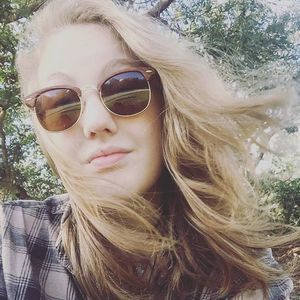 Meet your Posher, Rowenna